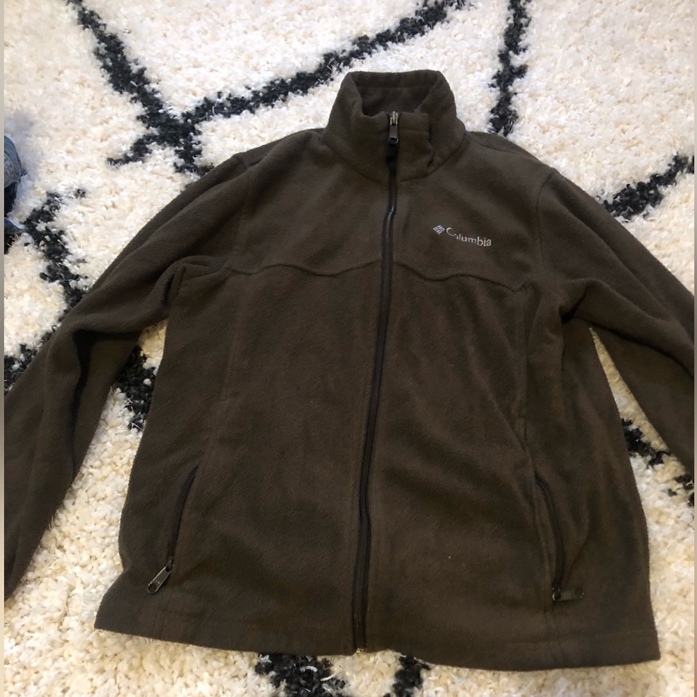 Chocolate brown Columbia fleece jacket.
